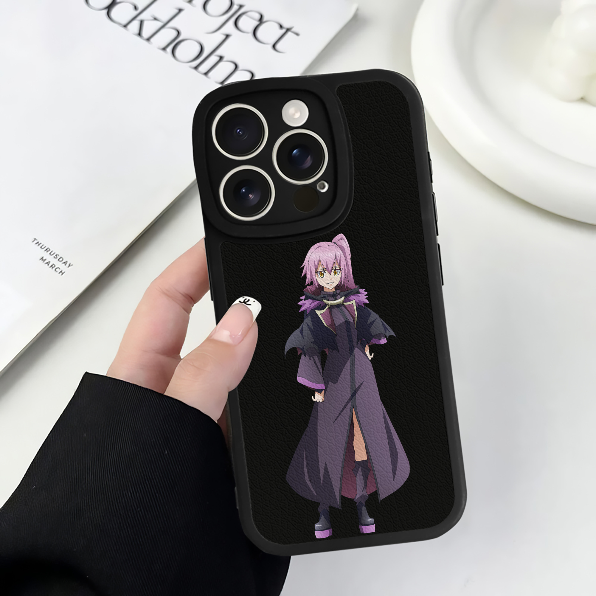 （画像用） 転スラ Regarding Reincarnated to Slime 【iPhone 16シリーズ対応】シリコンスマホケース（レザー調） 材質：シリコン